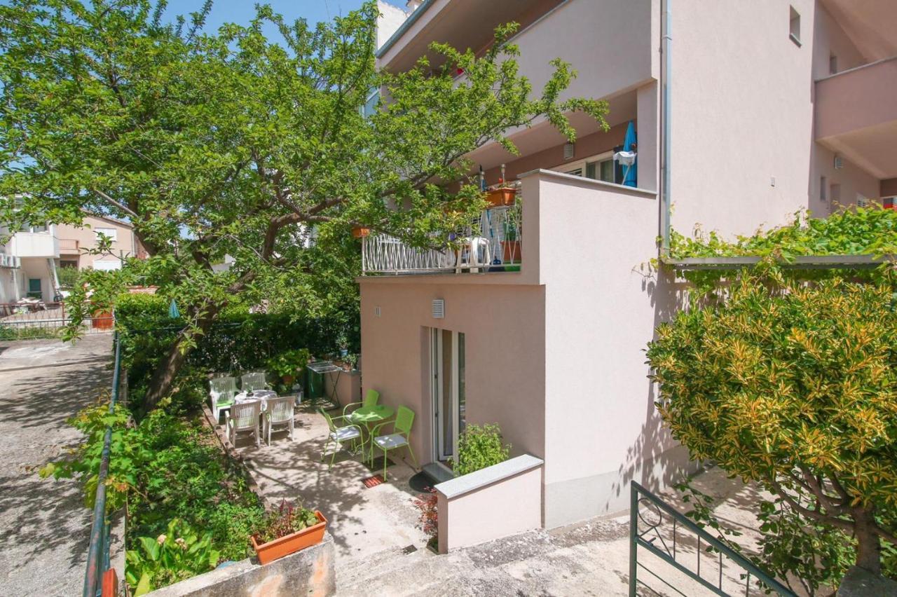 Studio Laura-Spacious Studio On The Main Beach Makarska Bagian luar foto