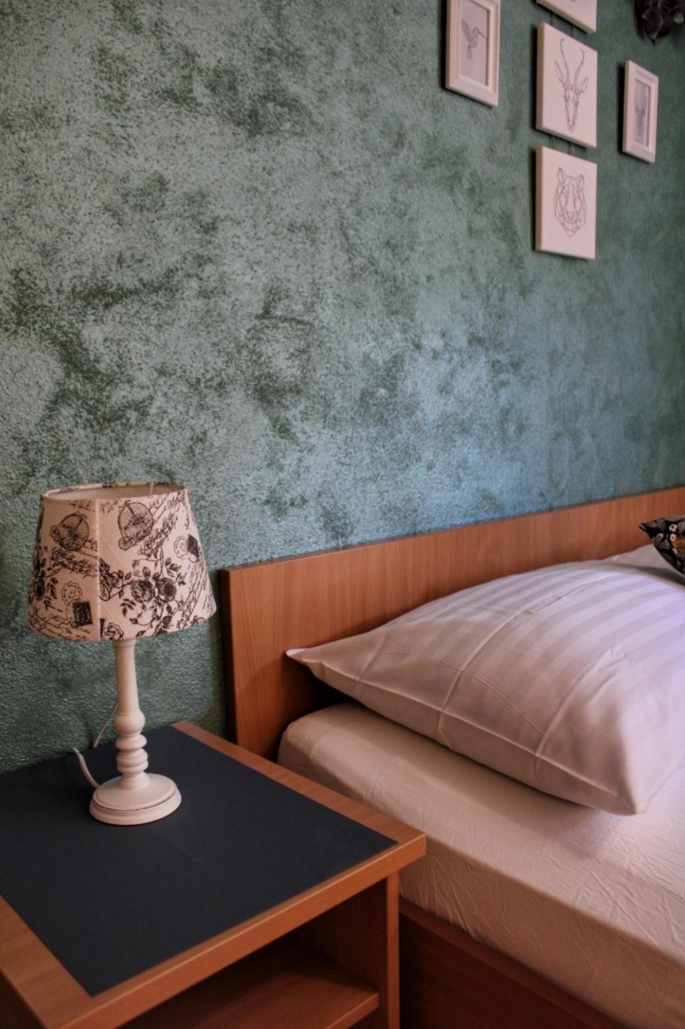 Studio Laura-Spacious Studio On The Main Beach Makarska Bagian luar foto